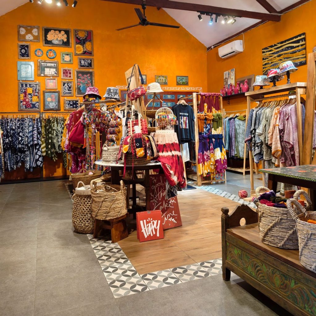 Discover the Beauty of Art at Animorfosa Store 1024x1024